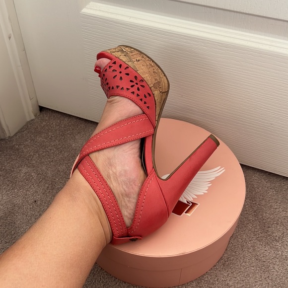 Guess heels - Picture 3 of 8